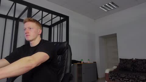 Snapshot of jacob_devon chatting on March 9, 2025, 12:42 pm JACOB DEVON online show from March 9, 2025, 12:42 pm