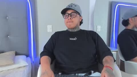 Snapshot of jacob_garciaa chatting on November 16, 2025, 5:46 am TJ online show from November 16, 2025, 5:46 am