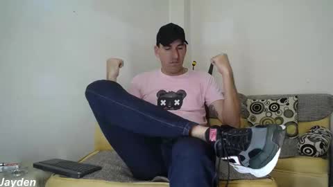 Jacob And Jayden online show from November 7, 2025, 7:14 pm