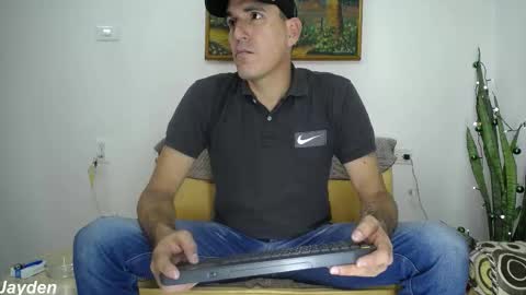 Jacob And Jayden online show from January 6, 2026, 6:33 pm