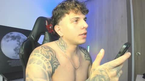 jacobb116 online show from October 26, 2025, 12:05 am