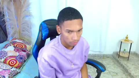 jacobcum18 online show from May 26, 2026, 1:29 pm