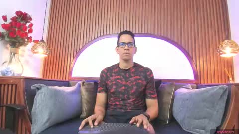 jacobdraven online show from November 11, 2025, 3:39 am