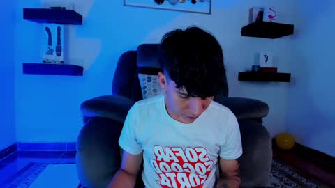 Snapshot of jacobo__parker21 chatting on January 6, 2025, 12:46 pm jacobo parker online show from January 6, 2025, 12:46 pm