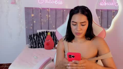 Snapshot of jacobss_gh chatting on November 25, 2025, 1:27 am JACOBSS online show from November 25, 2025, 1:27 am