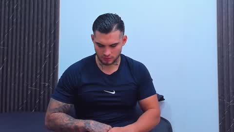 jacobsthorm online show from November 25, 2025, 3:28 am