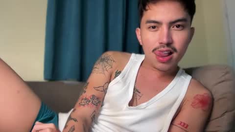 Snapshot of jacobthebezt chatting on February 21, 2026, 10:33 pm Jacob online show from February 21, 2026, 10:33 pm