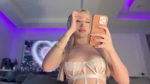 Snapshot of jacolandia chatting on February 21, 2025, 3:34 am jacolandia online show from February 21, 2025, 3:34 am