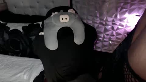 Snapshot of jacque_cole chatting on December 3, 2024, 12:35 am Jacque online show from December 3, 2024, 12:35 am