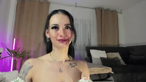 Jacqueline online show from April 2, 2026, 2:09 am