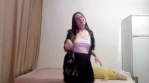 jacquelynsundin online show from October 20, 2025, 8:31 pm