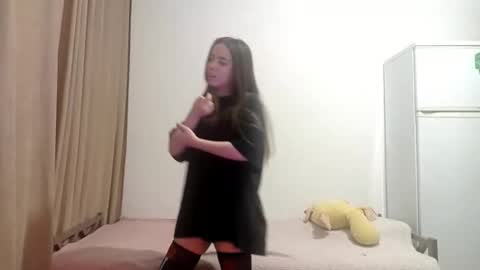 jacquelynsundin online show from October 24, 2025, 8:38 pm