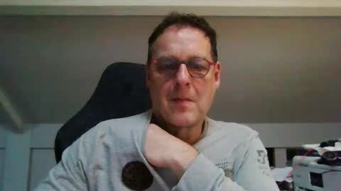 FineAndSimple online show from January 15, 2026, 1:37 pm