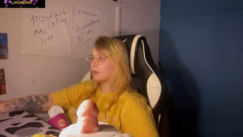 jacywinslat online show from March 4, 2025, 8:27 pm