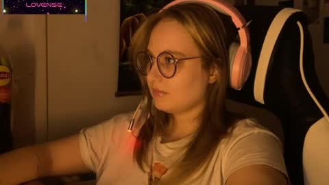 jacywinslat online show from October 8, 2025, 6:27 pm