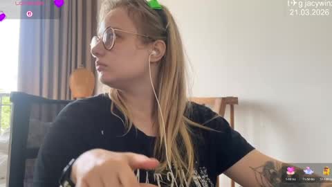 jacywinslat online show from March 23, 2026, 3:21 am