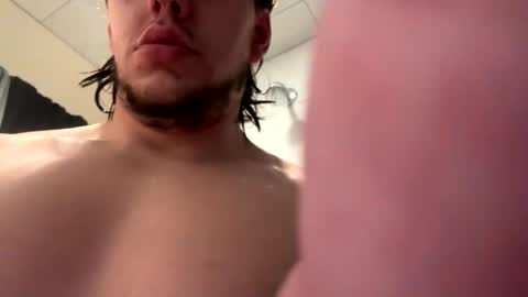 Snapshot of jadams_00 chatting on February 25, 2025, 10:39 pm Jadams 00 online show from February 25, 2025, 10:39 pm