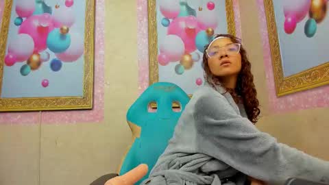 Snapshot of jadde_greyy_ chatting on February 25, 2026, 2:43 am Jadde Greyy online show from February 25, 2026, 2:43 am