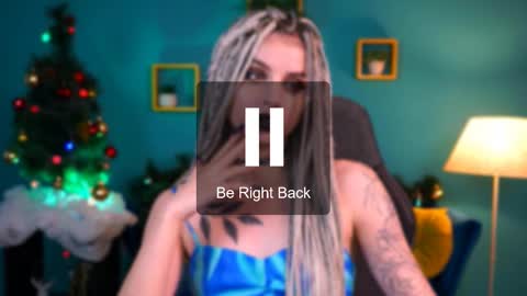 jade_castle online show from December 18, 2024, 8:20 am