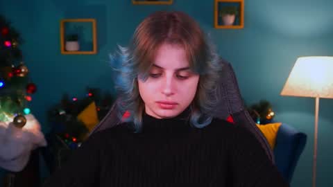 jade_castle online show from January 15, 2025, 2:17 am