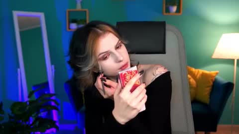 jade_castle online show from February 21, 2025, 2:17 am