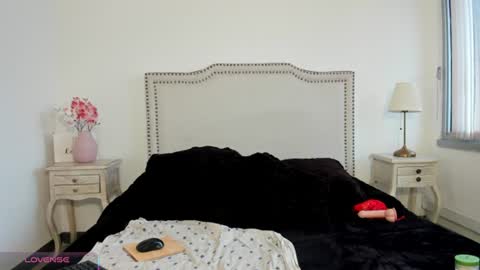 jade_chers online show from June 16, 2026, 1:03 pm