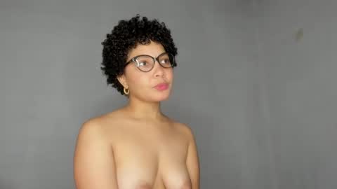 Snapshot of jade_dorthini chatting on November 18, 2025, 9:30 pm Jadeleidy Dorthini online show from November 18, 2025, 9:30 pm