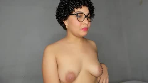 Snapshot of jade_dorthini chatting on December 2, 2025, 11:34 pm Jadeleidy Dorthini online show from December 2, 2025, 11:34 pm