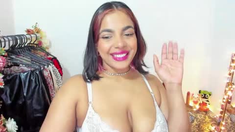 Snapshot of jade_nair chatting on June 8, 2026, 11:27 pm Jade online show from June 8, 2026, 11:27 pm