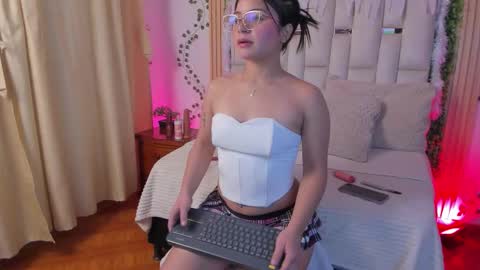 ade online show from December 5, 2025, 2:36 pm