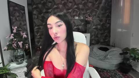 Snapshot of jade_porn chatting on December 6, 2024, 11:33 am Jade independent model online show from December 6, 2024, 11:33 am