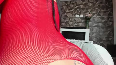 Snapshot of jade_porn chatting on December 6, 2024, 2:38 pm Jade independent model online show from December 6, 2024, 2:38 pm