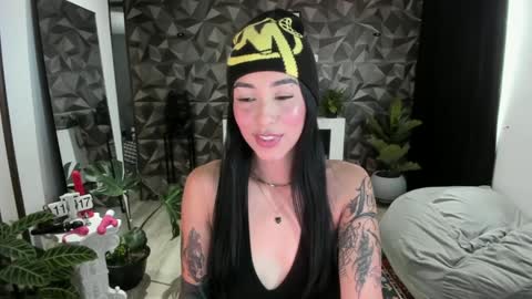Snapshot of jade_porn chatting on February 6, 2025, 4:14 pm Jade independent model online show from February 6, 2025, 4:14 pm