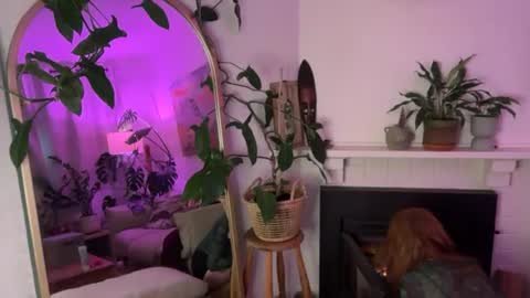 Jade Slade online show from June 24, 2026, 3:05 am