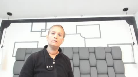 Snapshot of jade_squirt chatting on October 8, 2025, 11:30 am Jade online show from October 8, 2025, 11:30 am