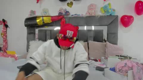 Jade online show from February 12, 2026, 2:06 am