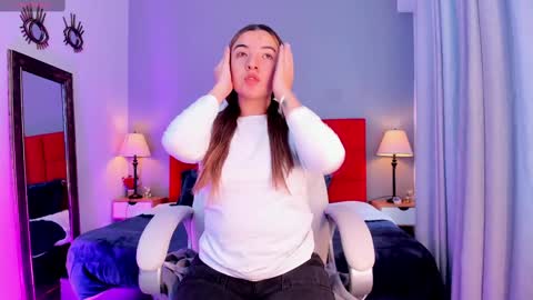 jade_vela online show from October 15, 2025, 7:47 pm