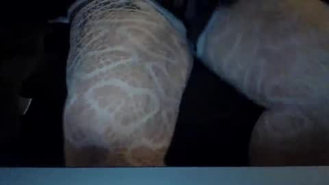 Snapshot of jadeallyson1 chatting on November 14, 2025, 6:45 am jade allyson and sexy guy online show from November 14, 2025, 6:45 am