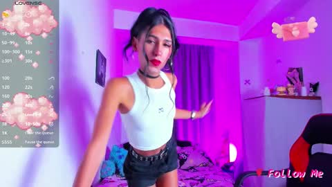 Snapshot of jadebenett chatting on November 17, 2025, 12:05 am Jade Benett online show from November 17, 2025, 12:05 am