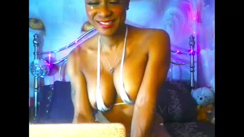 Jade Cumgill online show from January 27, 2025, 4:33 pm