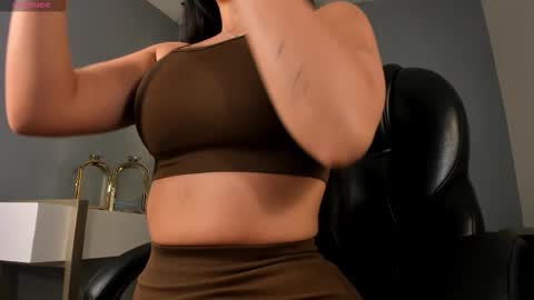 JADE EVANS online show from October 9, 2025, 5:44 pm