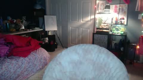 Jade online show from February 20, 2026, 11:49 pm