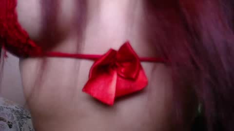 jade online show from November 24, 2025, 12:38 pm