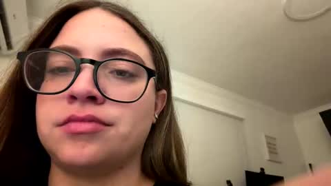 jademonroe0522 online show from November 6, 2025, 8:59 am