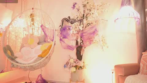 Jade Summer online show from October 11, 2025, 11:31 am