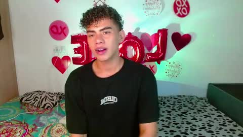 javi15  online show from March 9, 2025, 1:46 am