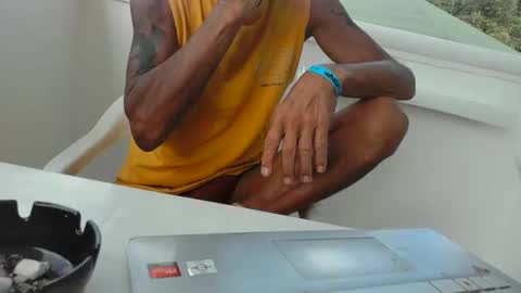 Snapshot of jah987654321 chatting on January 16, 2025, 8:25 pm James online show from January 16, 2025, 8:25 pm