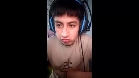 jaider_17 online show from January 11, 2026, 10:37 pm