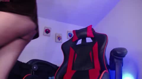 JAISON HALLS online show from October 7, 2025, 6:21 am