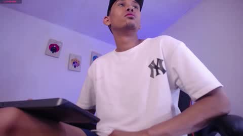 JAISON HALLS online show from October 9, 2025, 8:23 am